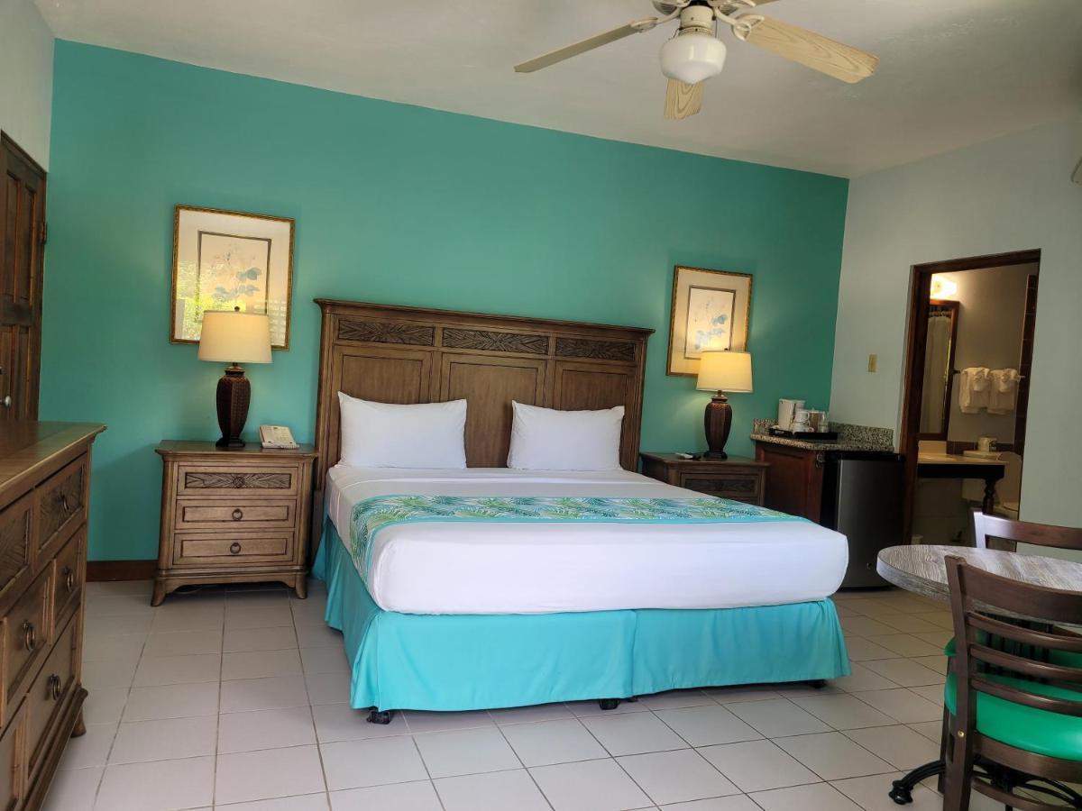 Coco La Palm Hotel Negril Bagian luar foto