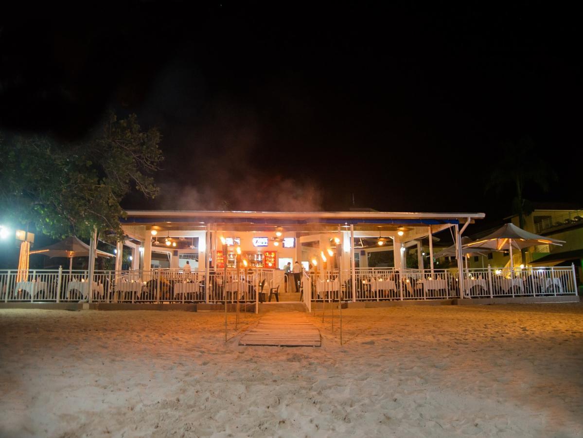 Coco La Palm Hotel Negril Bagian luar foto