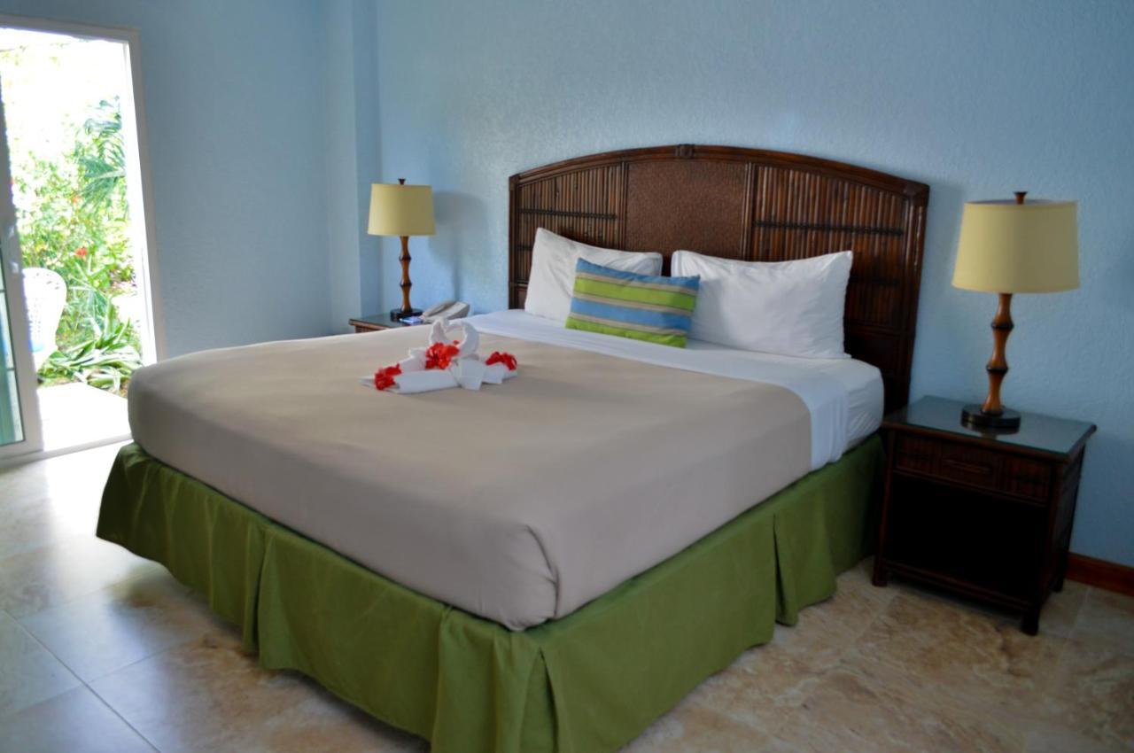 Coco La Palm Hotel Negril Bagian luar foto
