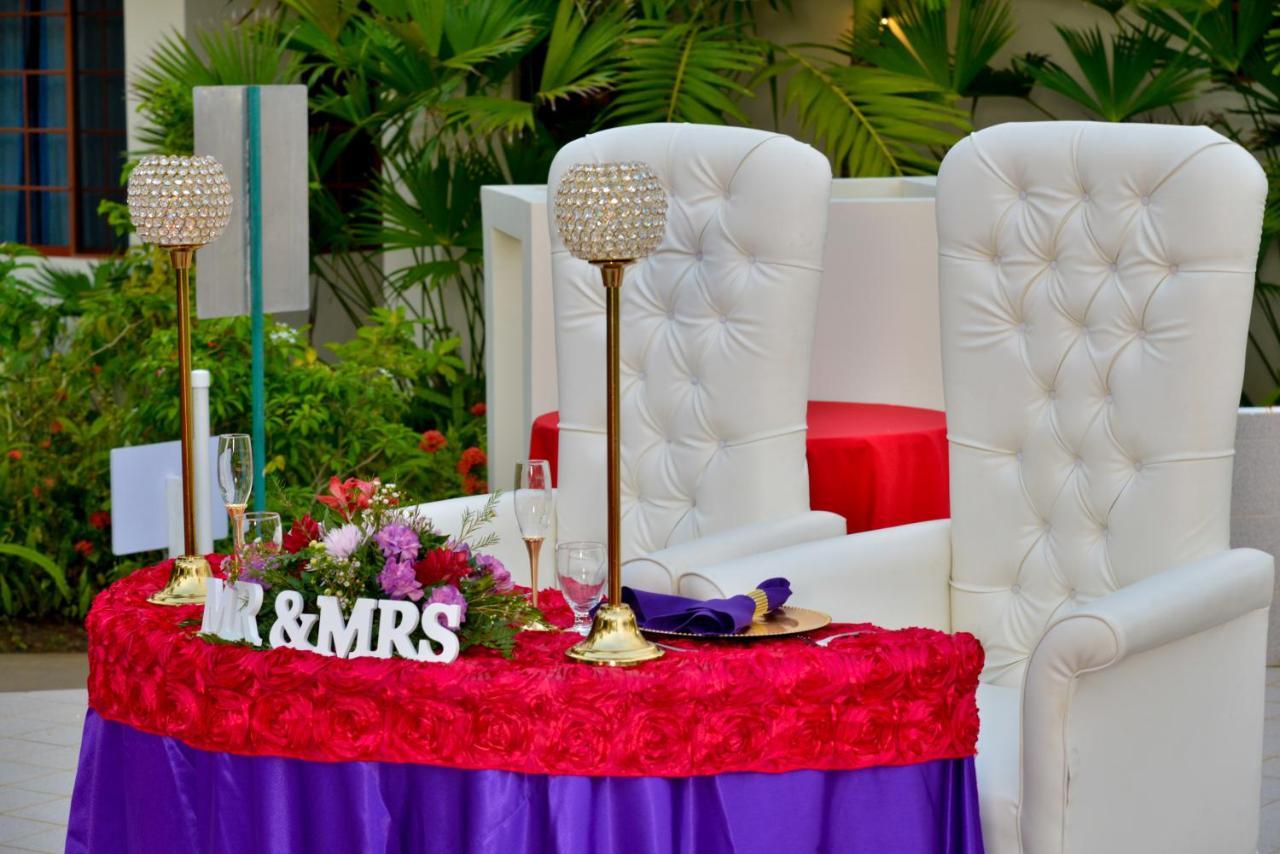 Coco La Palm Hotel Negril Bagian luar foto